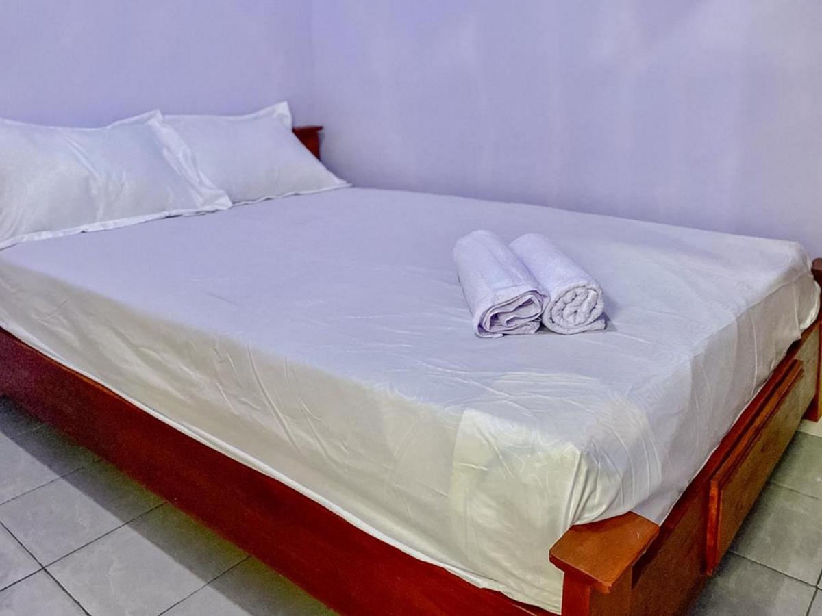 Griya Asri Syariah Mitra Reddoorz Hotel Rogojampi Exterior foto