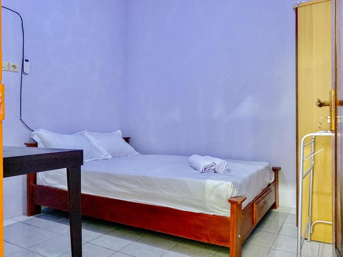 Griya Asri Syariah Mitra Reddoorz Hotel Rogojampi Exterior foto